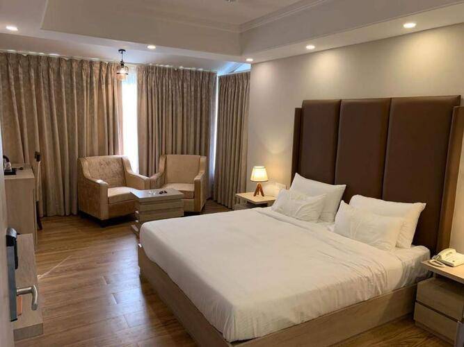 Regent Laguna