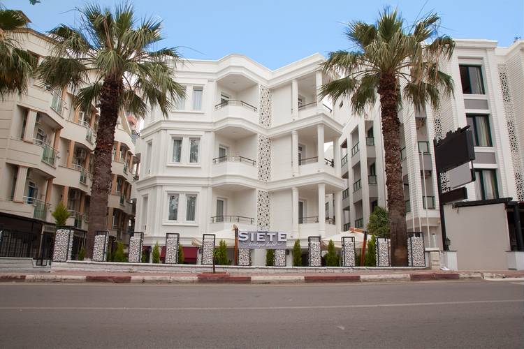 La Siete Hotel