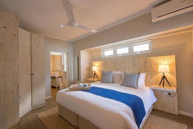 Le Nautique Luxury Beachfront Apartment