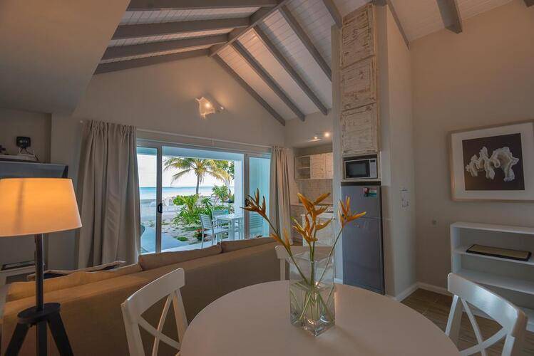 Le Nautique Luxury Beachfront Apartment