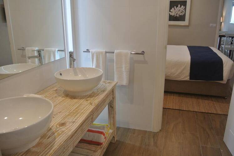 Le Nautique Luxury Beachfront Apartment