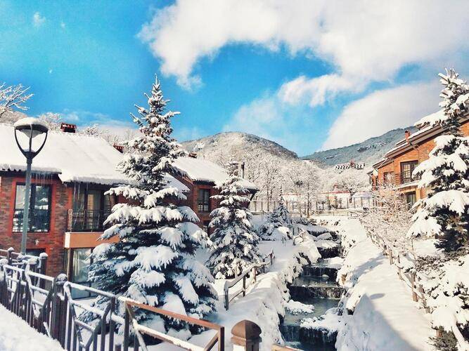 Teghenis Resort
