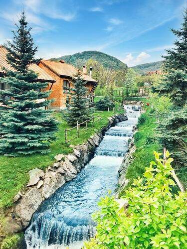 Teghenis Resort