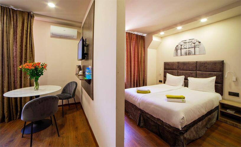 Median Hotel City Center (Ex. Unique Hotel)