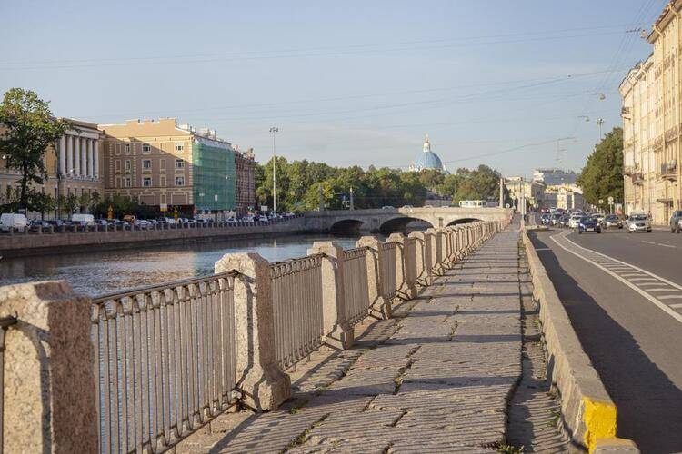 Золотой Век (Golden Age Hotel)