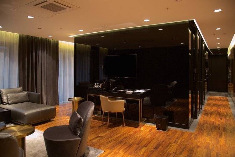 Отель Гамма (Gamma Hotel)