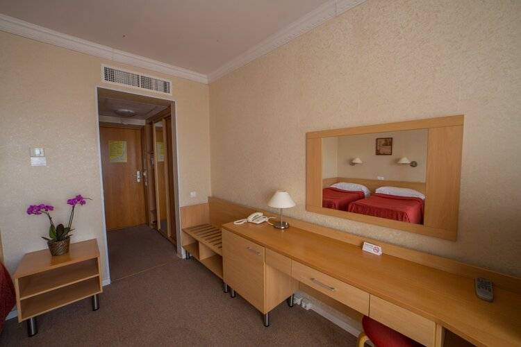 Отель Москва (The Moscow Hotel)