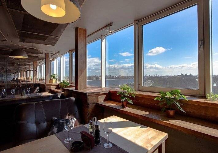 Отель Москва (The Moscow Hotel)