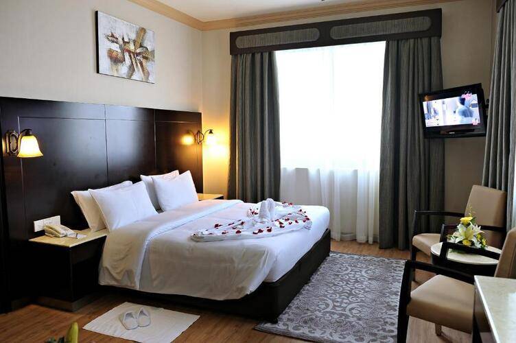 Signature Inn Hotel