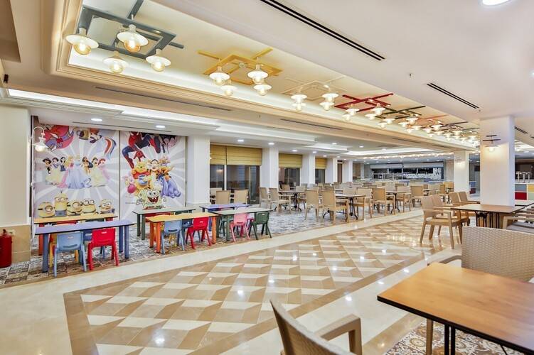 Crystal Club World Of Colours