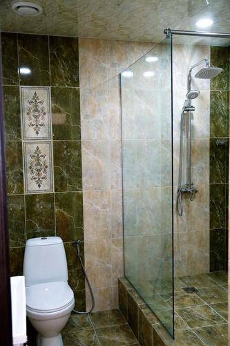 Tomus Hotel