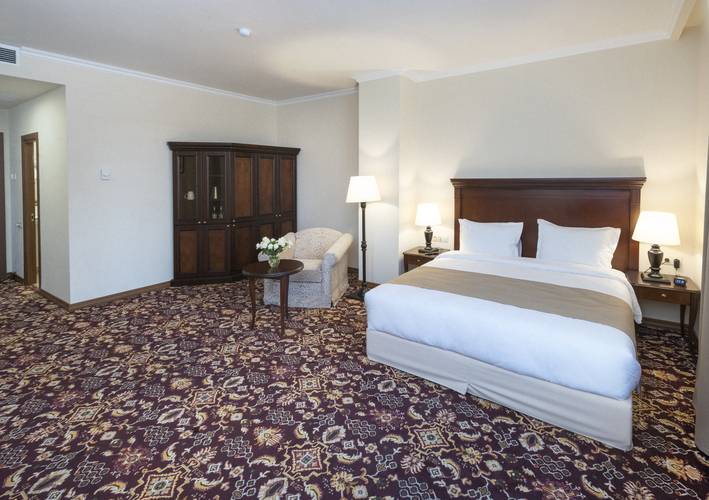 Ani Grand Hotel