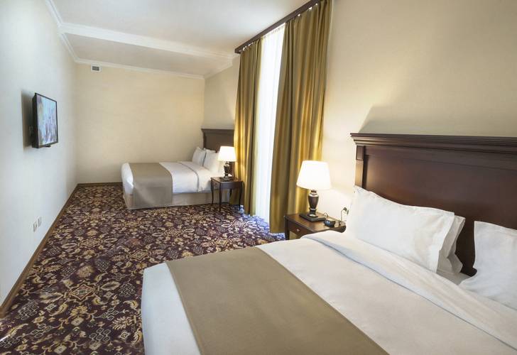 Ani Grand Hotel