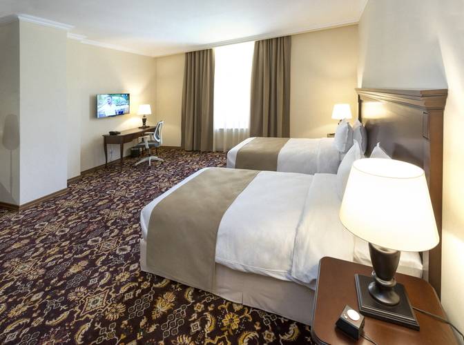 Ani Grand Hotel