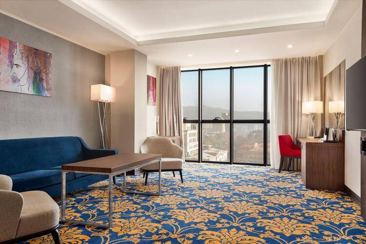 Ramada Hotel & Suites By Wyndham Yerevan