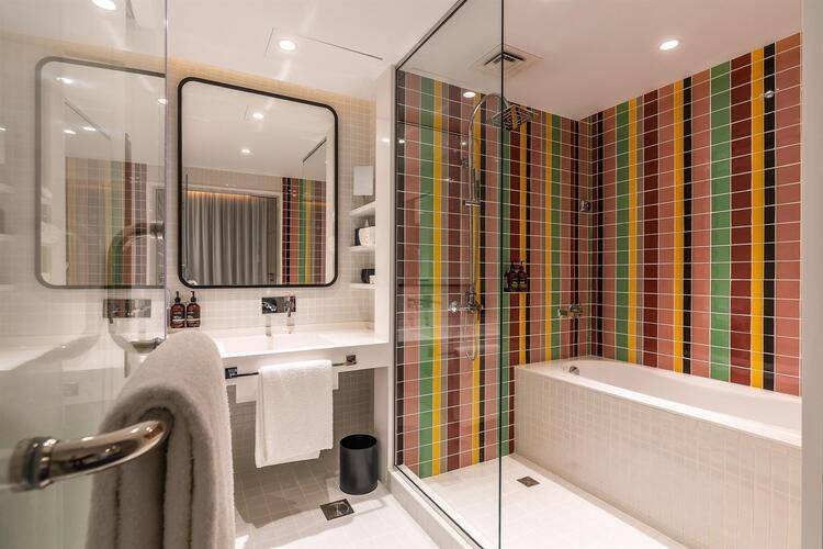 Studio One Hotel