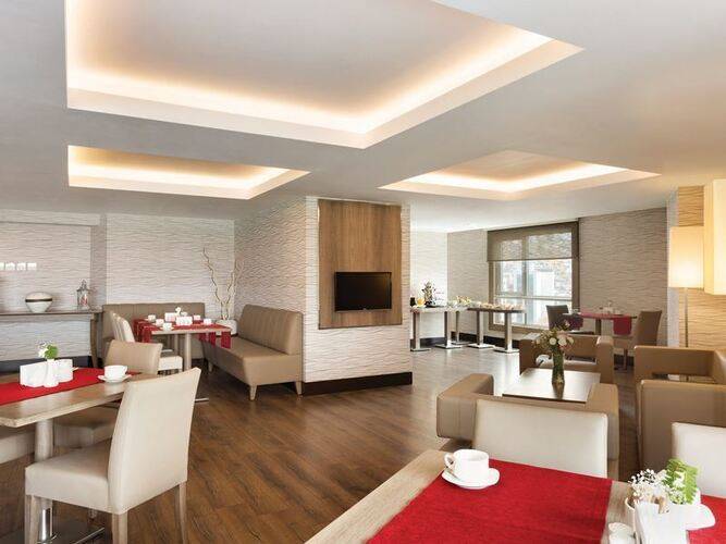 Ramada Plaza By Wyndham Izmir