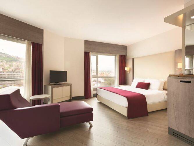 Ramada Plaza By Wyndham Izmir