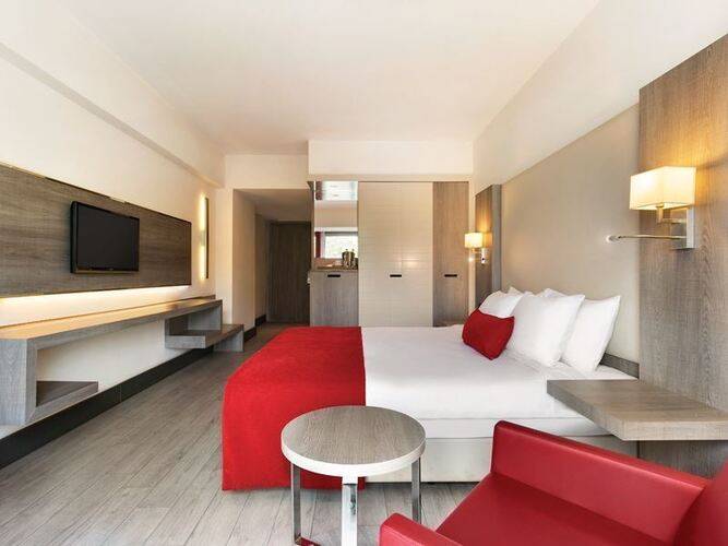 Ramada Plaza By Wyndham Izmir