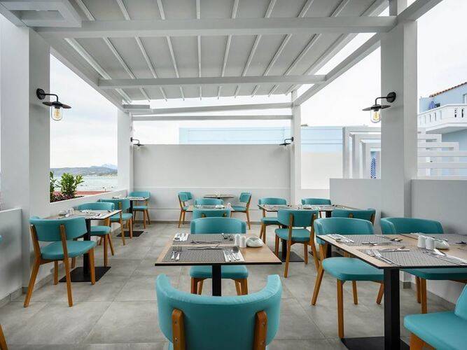 Mare Blue & Suites