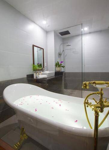 Herbal Resort & Spa