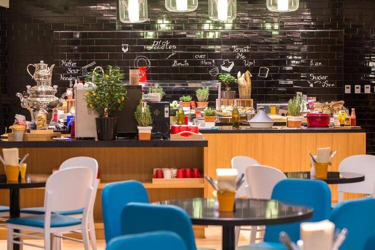 Park Inn By Radisson Dubai Motor City