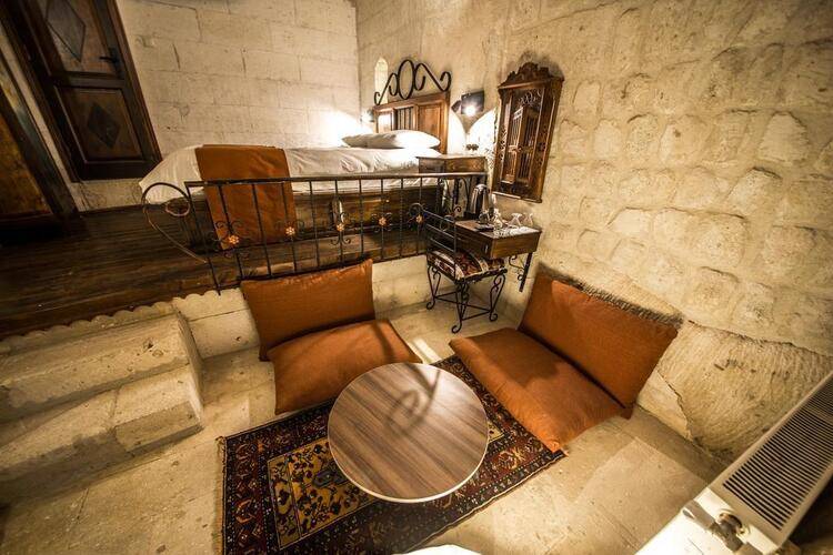 Harkasos Cave Hotel
