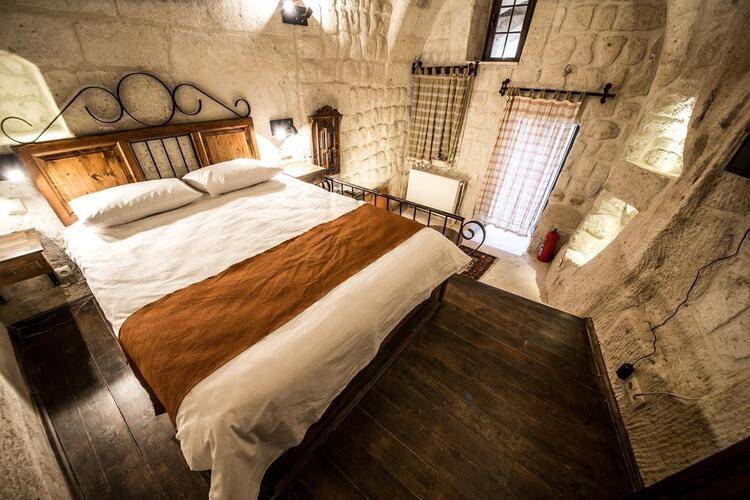Harkasos Cave Hotel