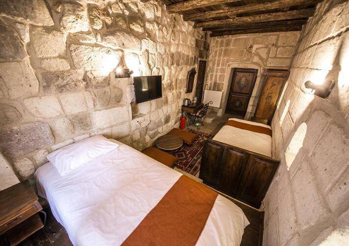 Harkasos Cave Hotel