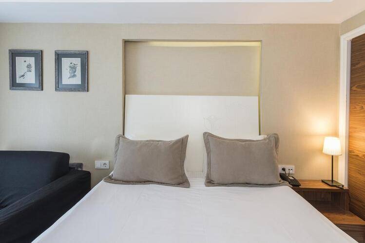 Aston Residence