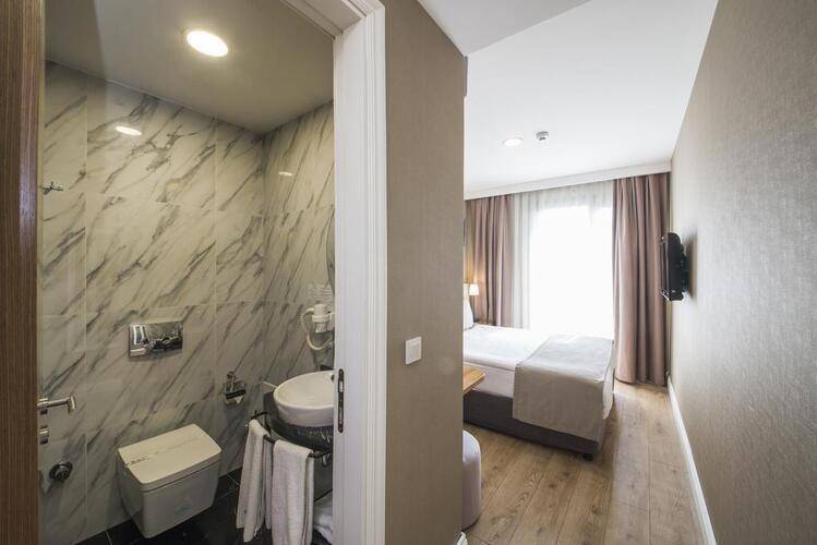 Aston Residence