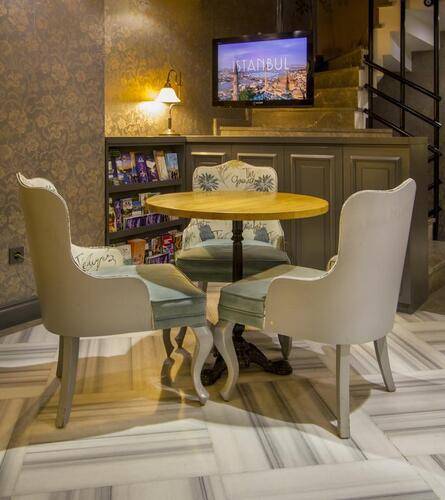 Aston Residence