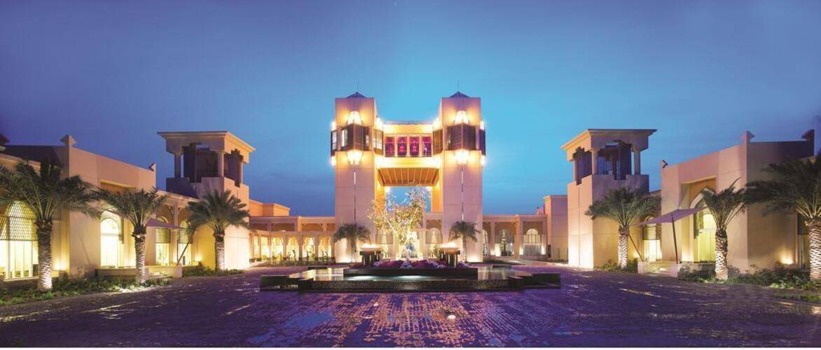 Al Areen Palace & Spa
