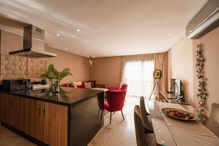 Avenue Suites
