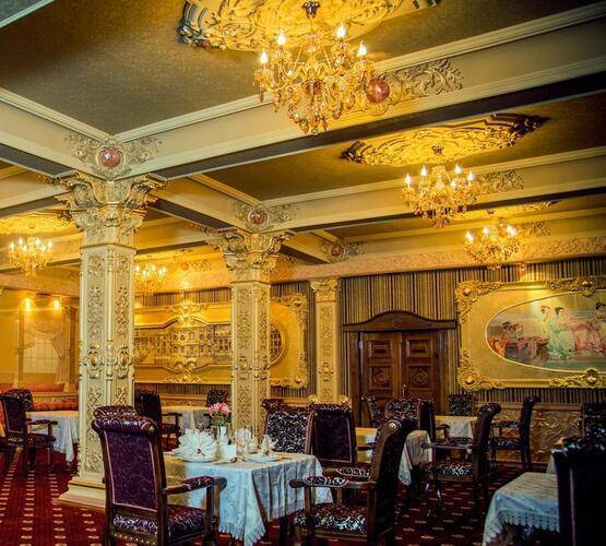 Astor Hotel