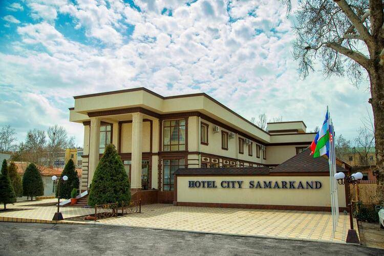 City Hotel