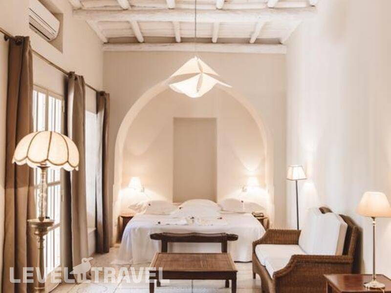 Фотография Hotel Les Deux Tours