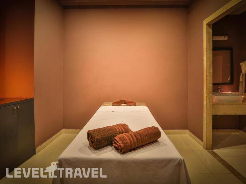 Фотография Red Hotel