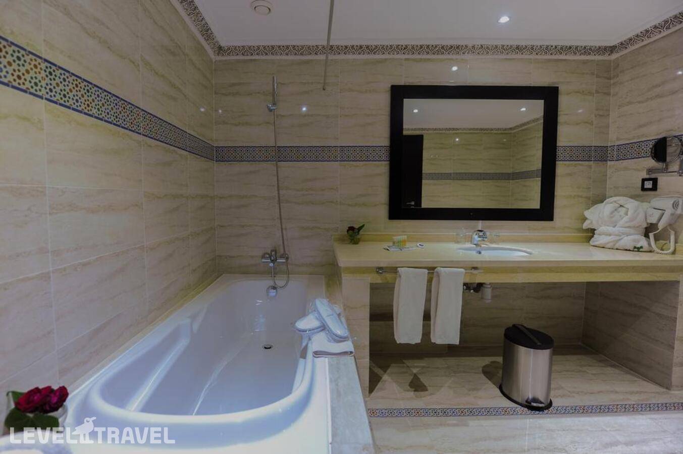 фотографии отеля Riad Ennakhil And Spa в Марокко(Марракеш) - фото №26