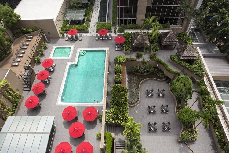 Carlton Hotel