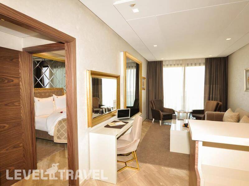 Фотография Suite Hotel Casa Diamond