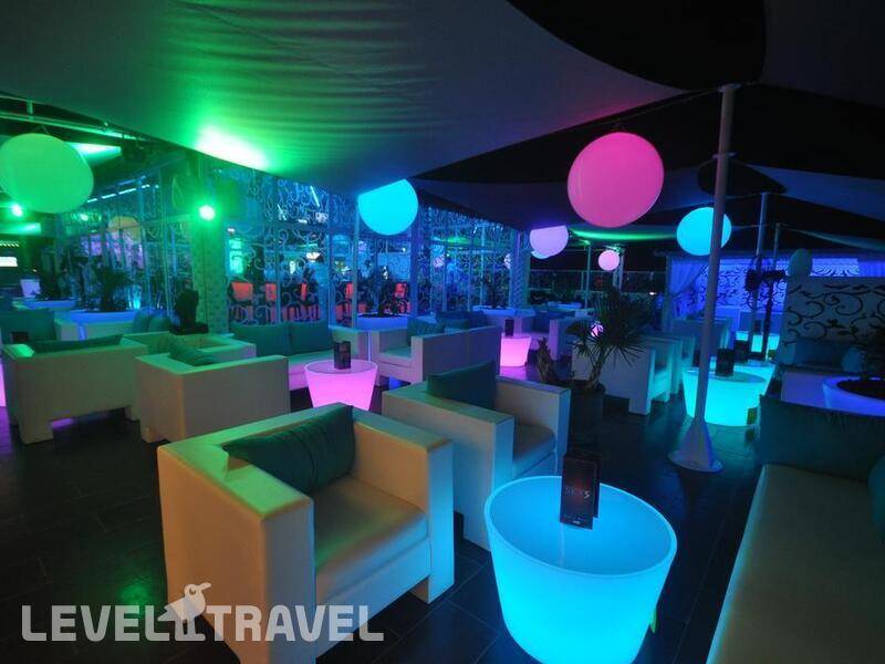 Фотография Ushuaia Hotel & Clubbing Фотография Ushuaia Hotel & Clubbing