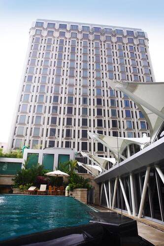 Peninsula Excelsior