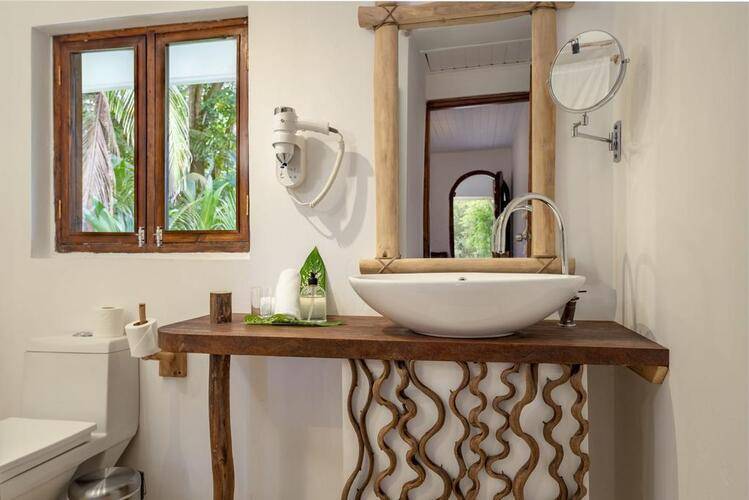 Bliss Hotel Praslin