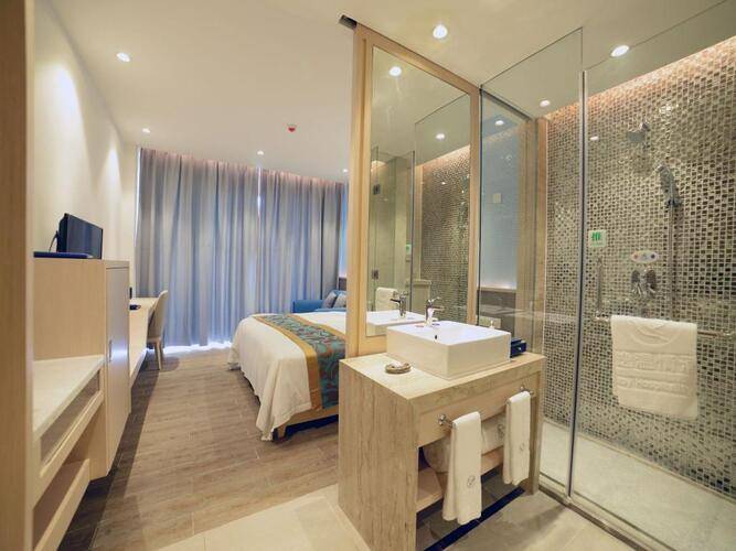Roeasy Hospitality Hotel