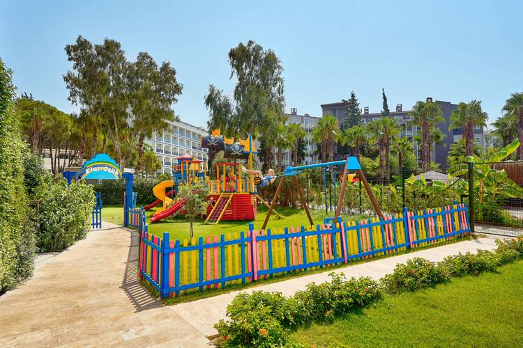 Seaden Quality Resort & Spa