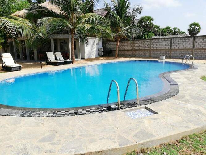 Seth Dev Lagoon Chalets