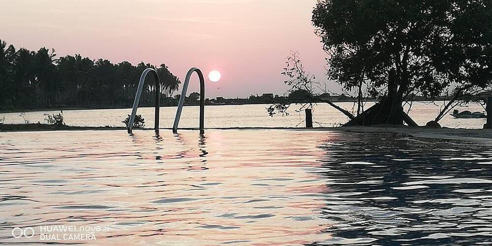 Seth Dev Lagoon Chalets