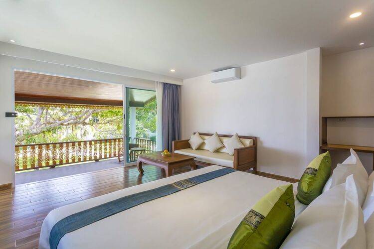 Floral Hotel Aura Samui Best Beach Hotel