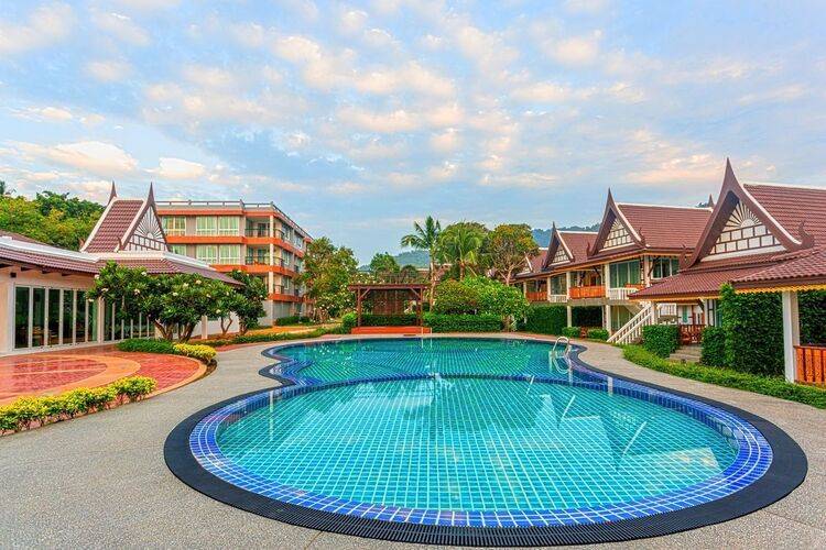 Floral Hotel Aura Samui Best Beach Hotel